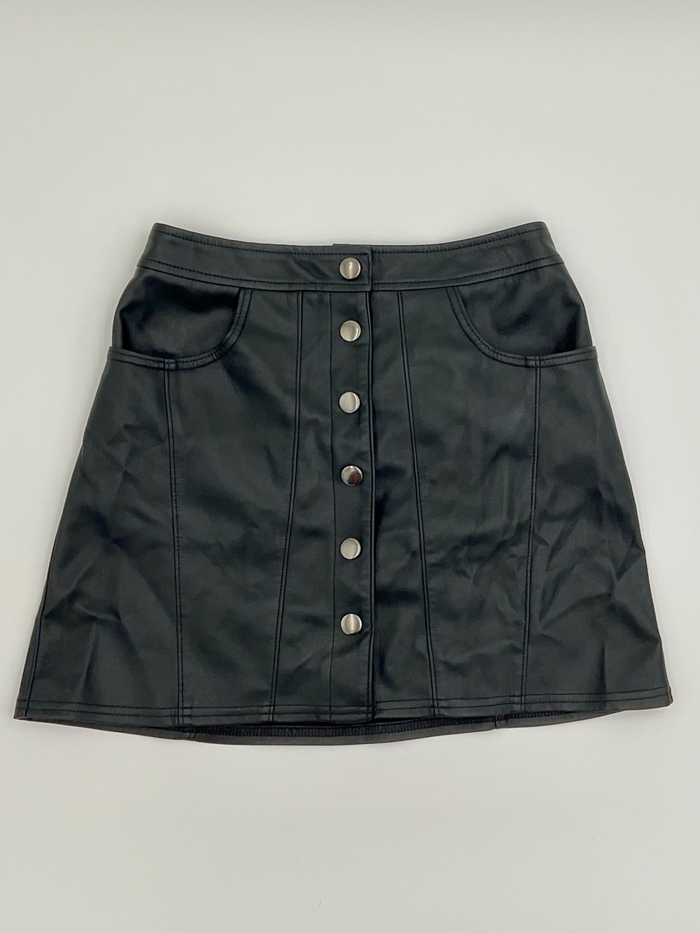 Express Black Faux Leather Snap Front Mini Skirt Size 00